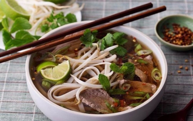 Phở Đông - Ngọc Khánh