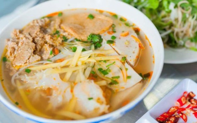 Bún Chả Cá Bé Vân