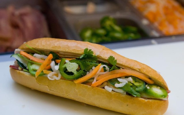 Bánh Mì Phú Nam
