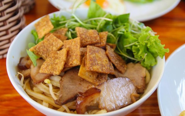 Quán 14 - Cao Lầu & Mì Quảng