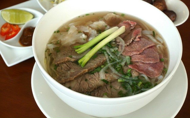 Nhà Hàng Đông Quán