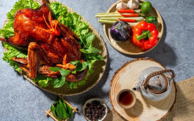 Vịt Quay Bà Sỉu Dì- Vịt Quay Chao, Phở & Bánh Cuốn Lạng Sơn - CT1X2 Bắc Linh Đàm