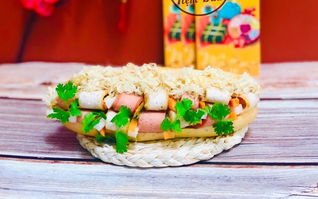 Bánh Mì Tiệm Dứa - Cơ Sở Hòn Gai