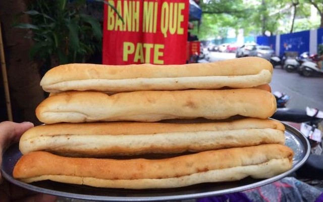 Bánh Mì Que & Pate Gia Tuyền - Nguyễn Văn Huyên