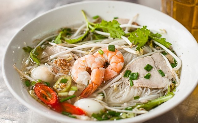 Pin Pong - Hủ Tiếu & Bò Kho - Nguyễn Trãi