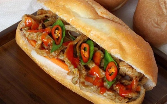 The TM - Bánh Mì Chả Cá Nóng Đặc Biệt