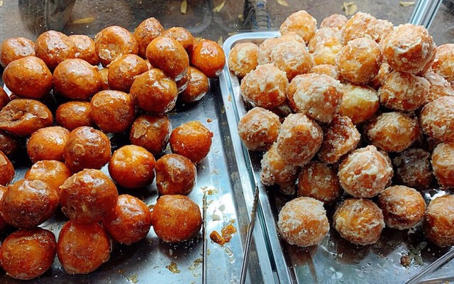 Mr.Đạt - Bánh Rán Đường Mật Vừng