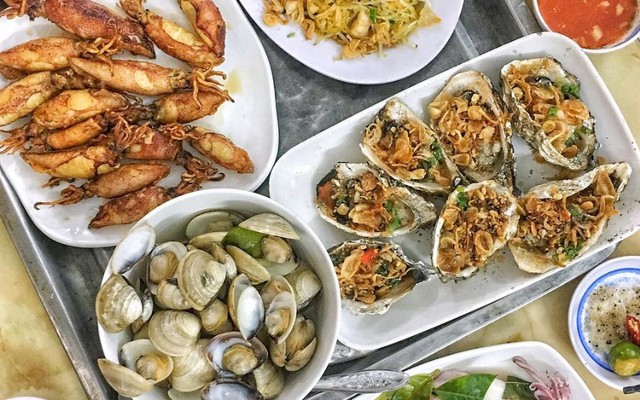 Hàu, Ốc & Ăn Vặt - Khương Đình