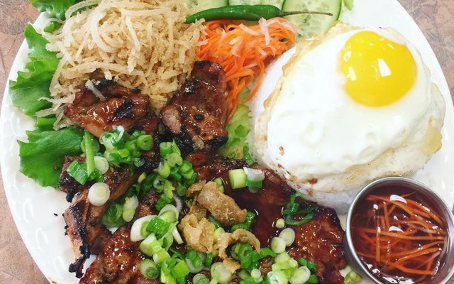 Cơm Tấm Sài Gòn - Nguyễn Thị Tần