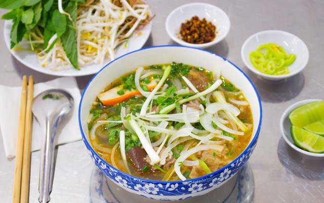 Bún Bò Mèo