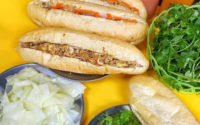 Toàn Cook - Bánh Mì Pate Nam Định