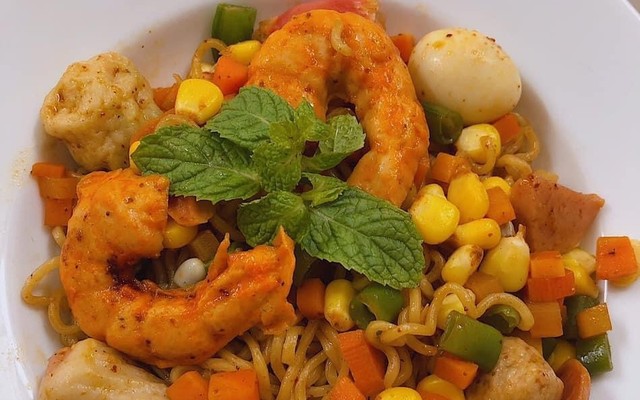 Bụi Trần Quán - Lẩu & Đồ Trộn Phở Mì