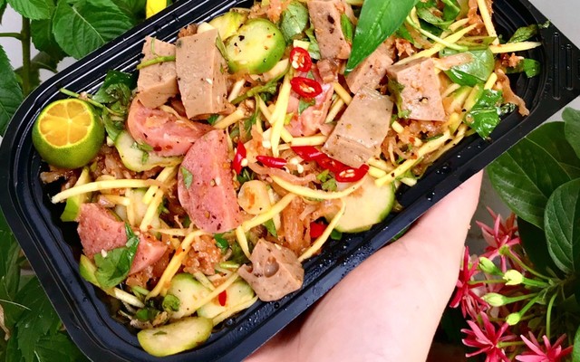 KuThông - Nem Chả & Tré Trộn - Cách Mạng Tháng 8