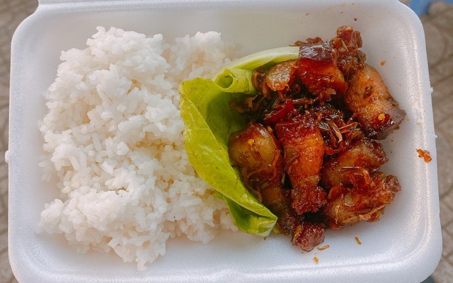 Quán Cơm 79 - Hồn Văn Mên