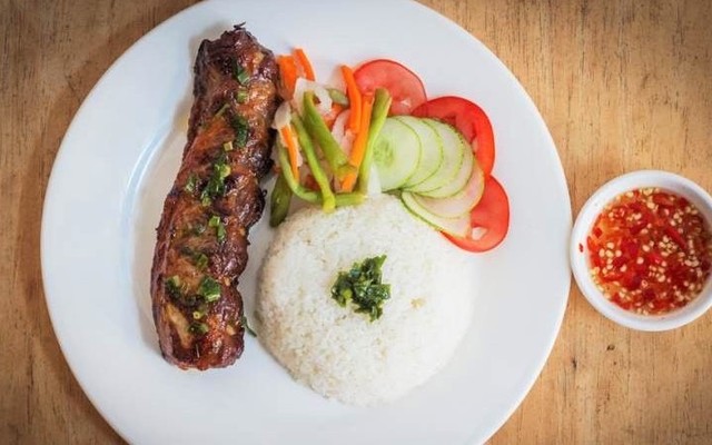 Cơm Tấm Sườn Cây Nam Giao - Phan Văn Trị
