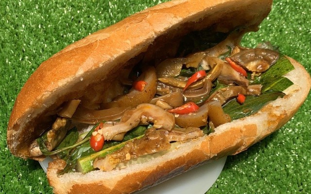 Bếp Nhà Lấu - Mì, Cơm & Phá Lấu Heo - Lê Văn Sỹ