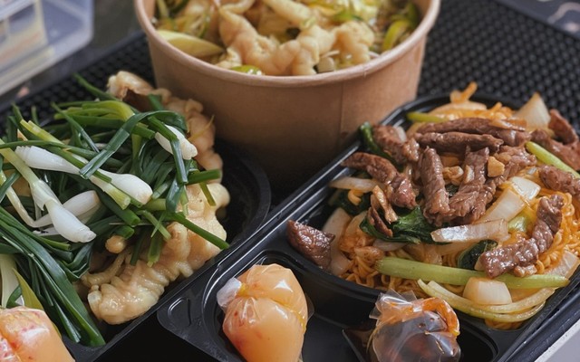 Nữ Hoàng Ăn Vặt