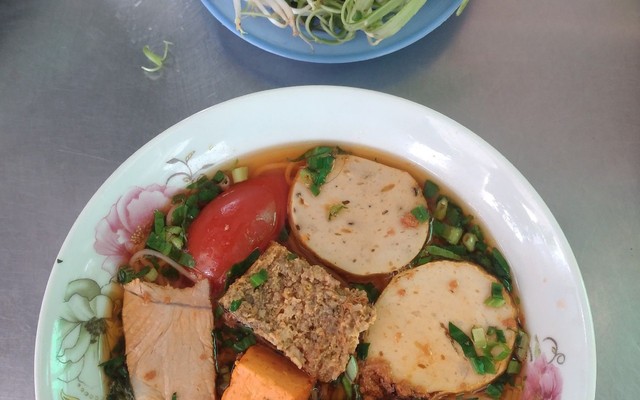 Tiến Đạt - Bún Riêu Cua Đồng - Nguyễn Duy Cung