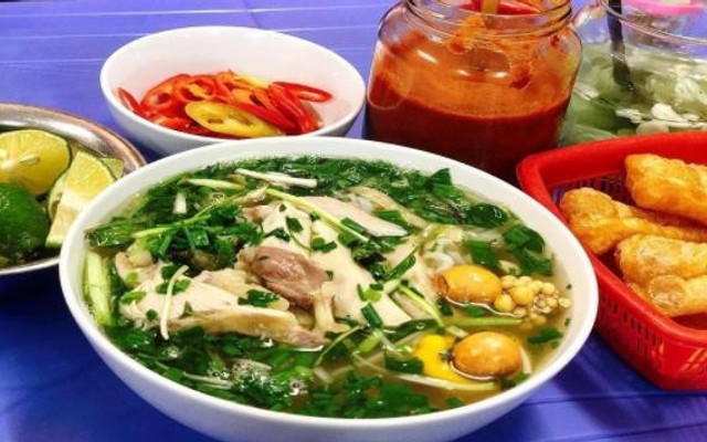 Gà Tiên Yên Đệ Nhất - Phở Gà - Bãi Cháy