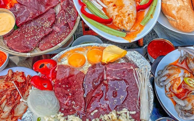 Hẻm Bò Nướng