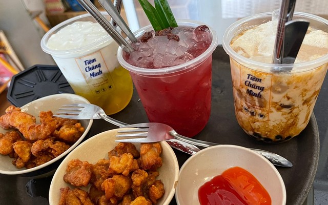 Tiệm Chúng Mình - Ăn Vặt & Giải Khát