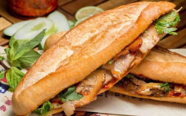 Bánh Mì, Xôi Chả Mực Hữu Hoàng