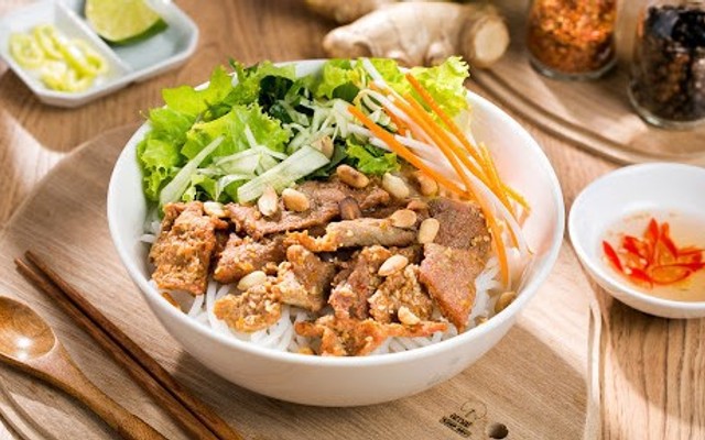 Bún Thịt Nướng Quỳnh Ly