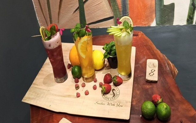 Comely Coffee - Láng Hạ