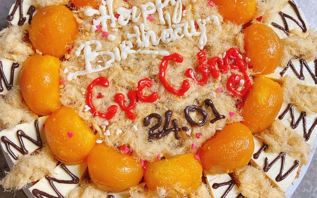 Lynh Nguyễn Cake - Bông Lan Trứng Muối & Bánh Kem