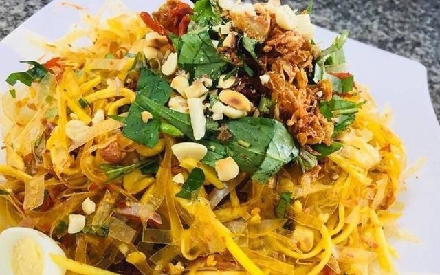 Cô Béo - Bánh Tráng Trộn