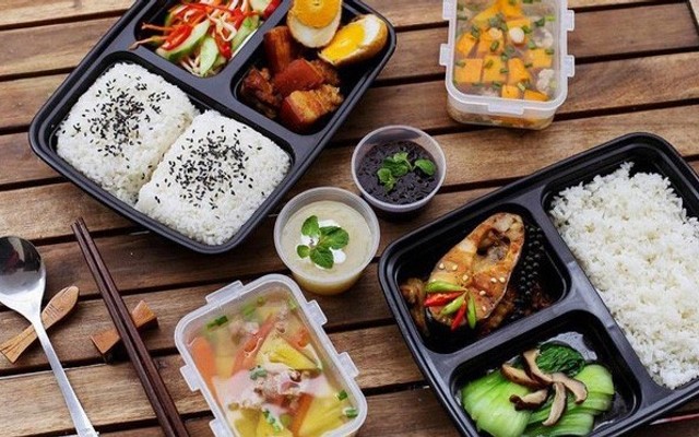 Cơm Linh Hiền Quán