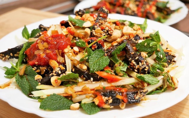 Cô Hai - Gỏi Khô Bò