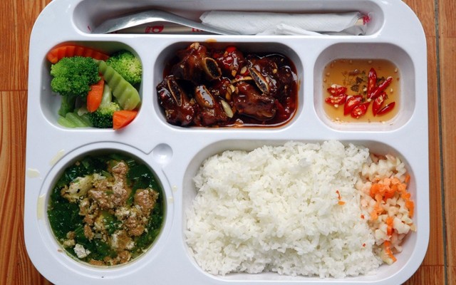 Bếp Nhà Út - Cơm Văn Phòng & Ăn Vặt - Shop Online