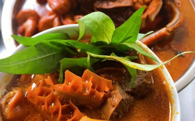 Phá Lấu Bò Đêm - Nguyễn Sơn