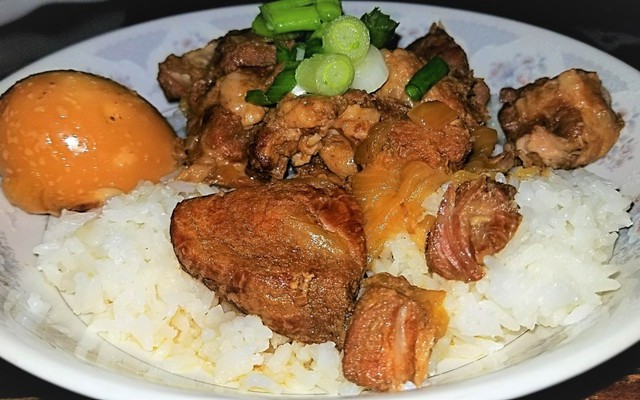 Cơm Ngọc - Nguyễn Văn Qùy