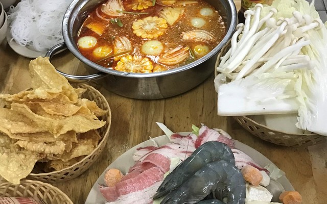 Lẩu Ánh Hồng