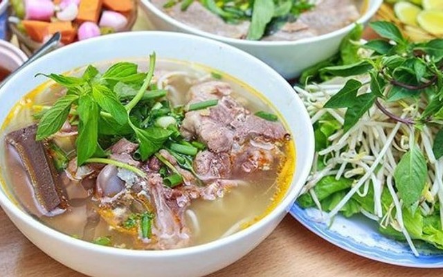 Bún Bò Bà Gái - Hùng Vương