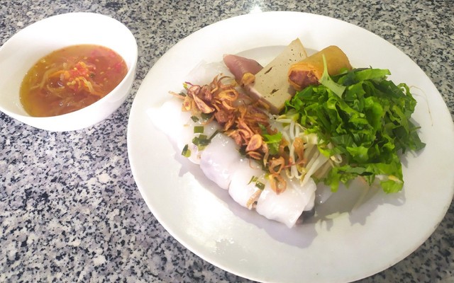 Bánh Cuốn Nóng Thu Loan