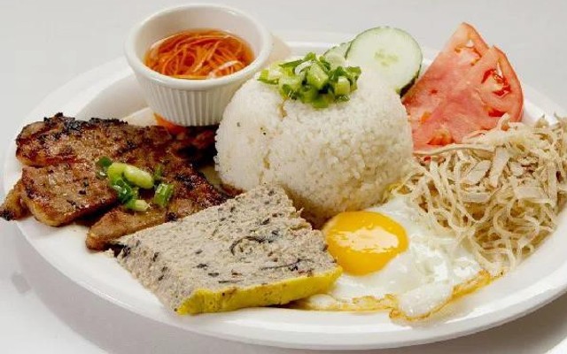 Chị Bảy - Cơm Tấm & Bún Thịt Nướng