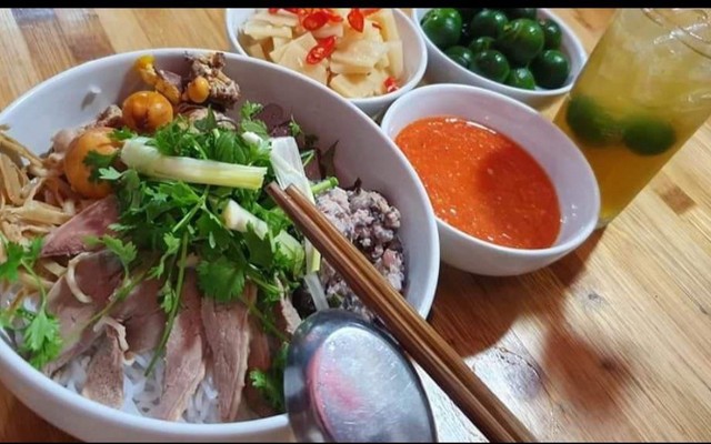 Bún, Miến Ngan, Gà Xôi - Trần Đăng Ninh