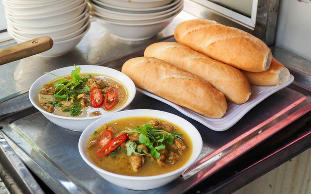 Bánh Mì 59 - Lò Sũ