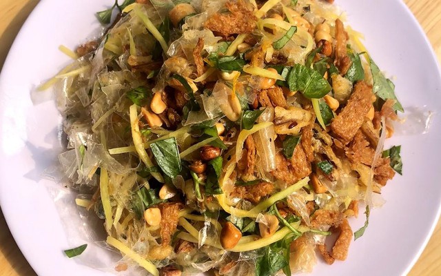 Ăn Vặt Cô Dung - Cá Viên Chiên - Phan Xích Long