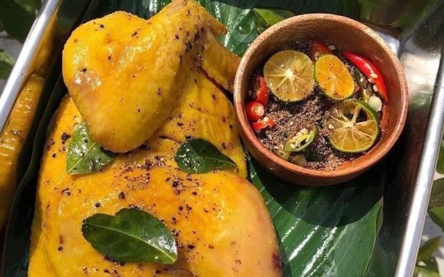 Mai Anh - Cơm Rang, Gà Muối & Chân Giò Muối