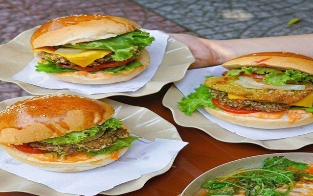 Ba Anh Bakery - Bánh Mì & Hamburger - Nguyễn Công Trứ