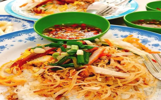 Năm Tỷ - Cơm Tấm Nhuyễn