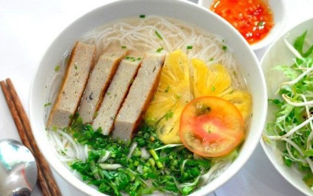 Quán ăn Cô Sáu - Lê Hồng Phong