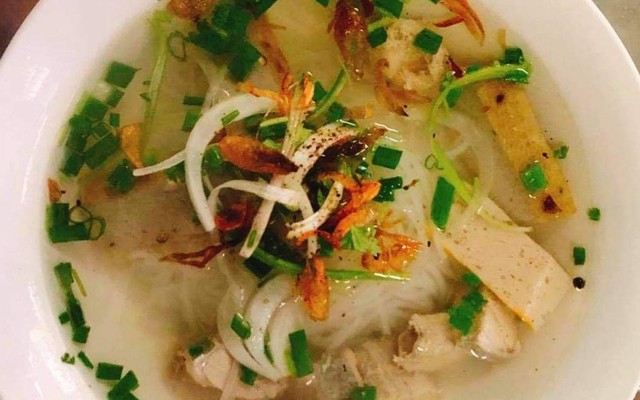 BÁNH CANH HAI SEN - CHỢ ĐẦM