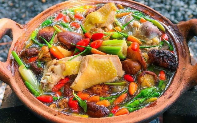 Tiểu Nhị Quán - Gà Nướng Sốt & Lẩu Gà Tiềm - Shop Online