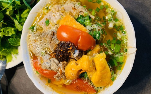 Gà Con - Vua Bún Riêu
