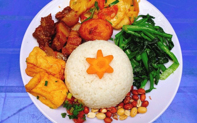 Nim Quán - Cơm Văn Phòng